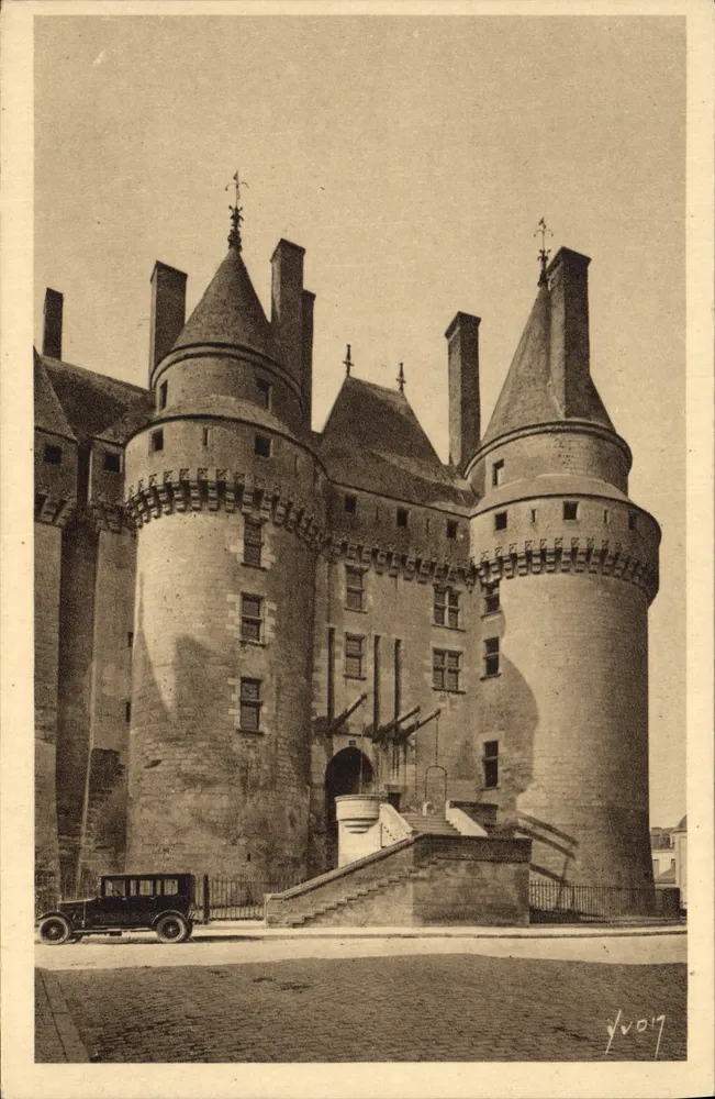 Langeais (Indre-et-Loire) — Der Eingang zum Schloss — Éditions d'Art Yven, Paris - Vorderseite