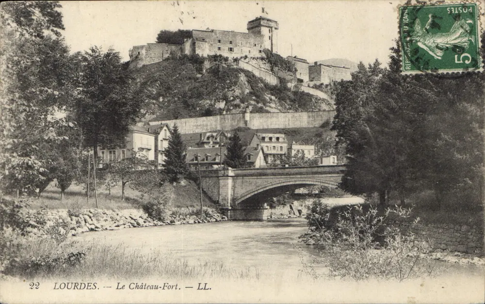 Lourdes — Het Sterkbeeld — LL. - Voorkant