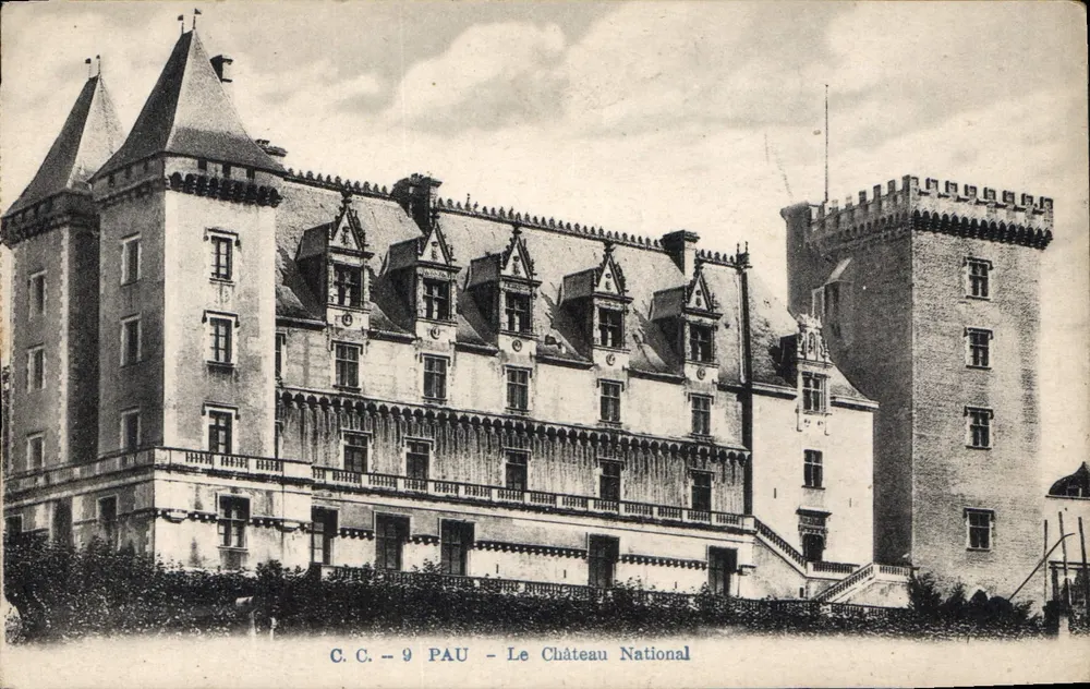 Pau - O Castelo Nacional — C.C. - 9 — editor C.C. - Frente