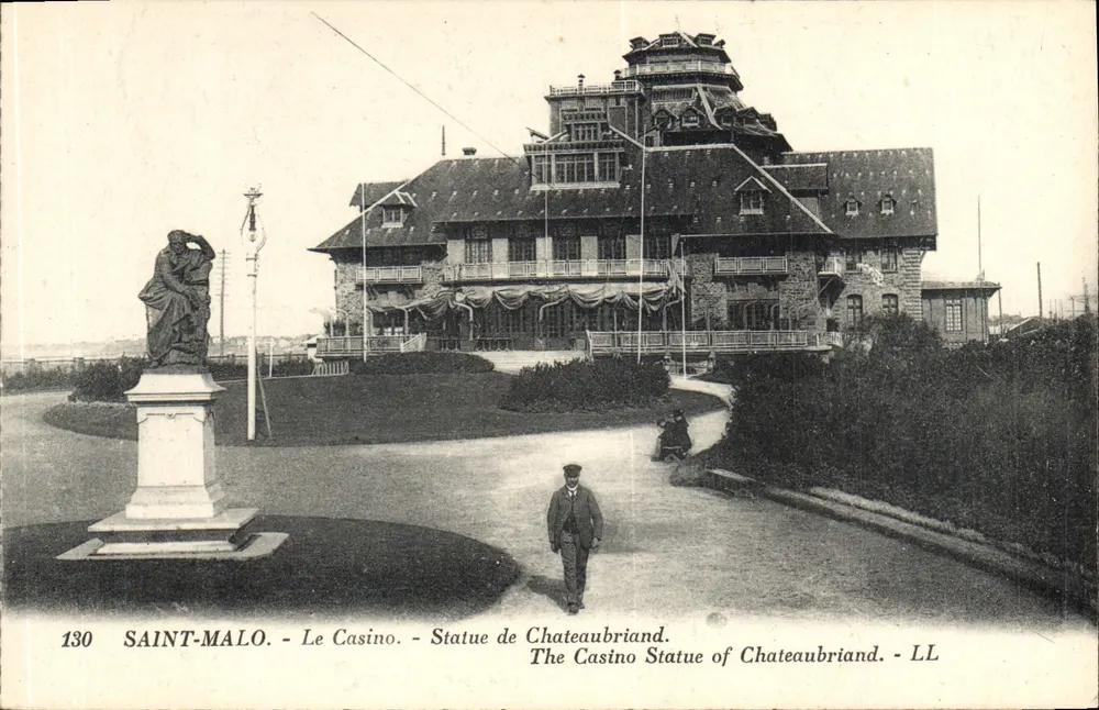 Saint-Malo - Das Casino - Statue von Chateaubriand - LL - Vorderseite