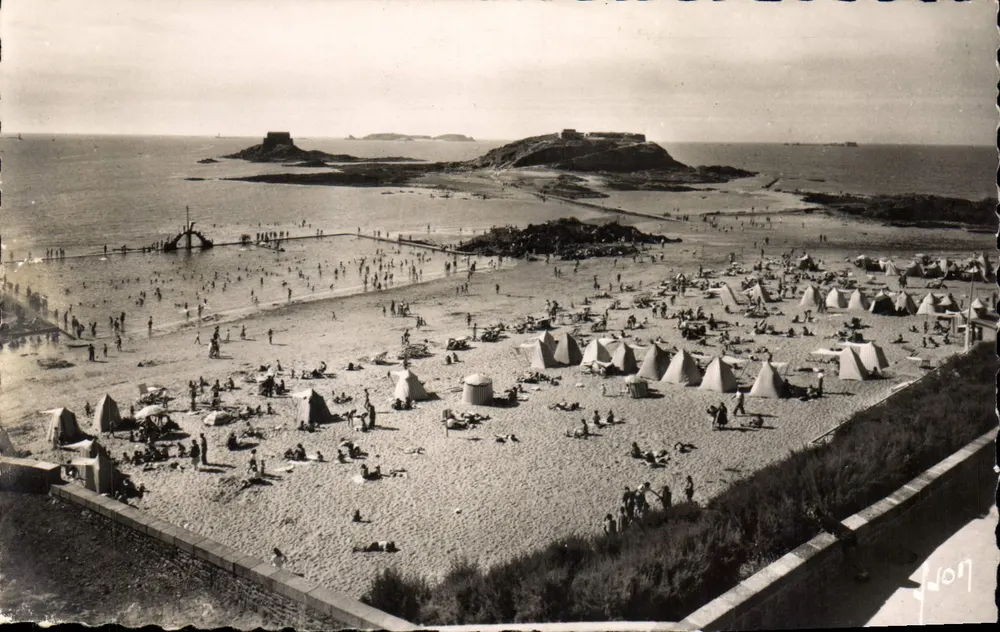 Saint-Malo (Ille-et-Vilaine) — Die Strand von Grand Bé — Éditions d'Art, Paris - Vorderseite