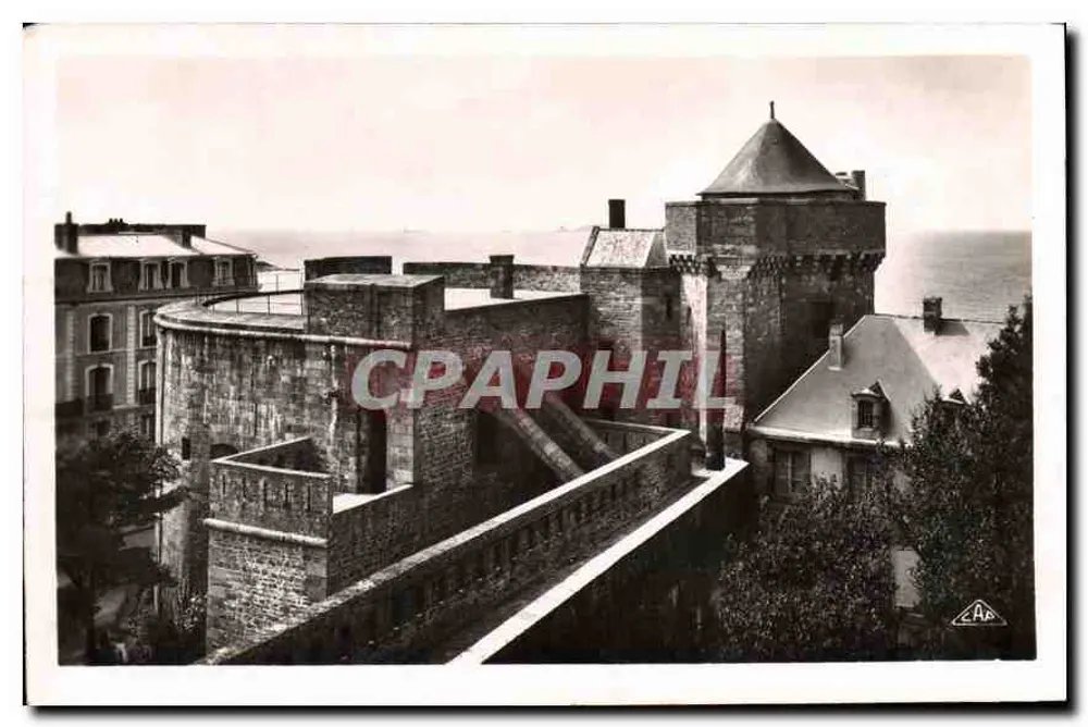 Das Schloss und die Tür, die knarrt — Saint-Malo — Real Photo, R. Le Roide - Vorderseite