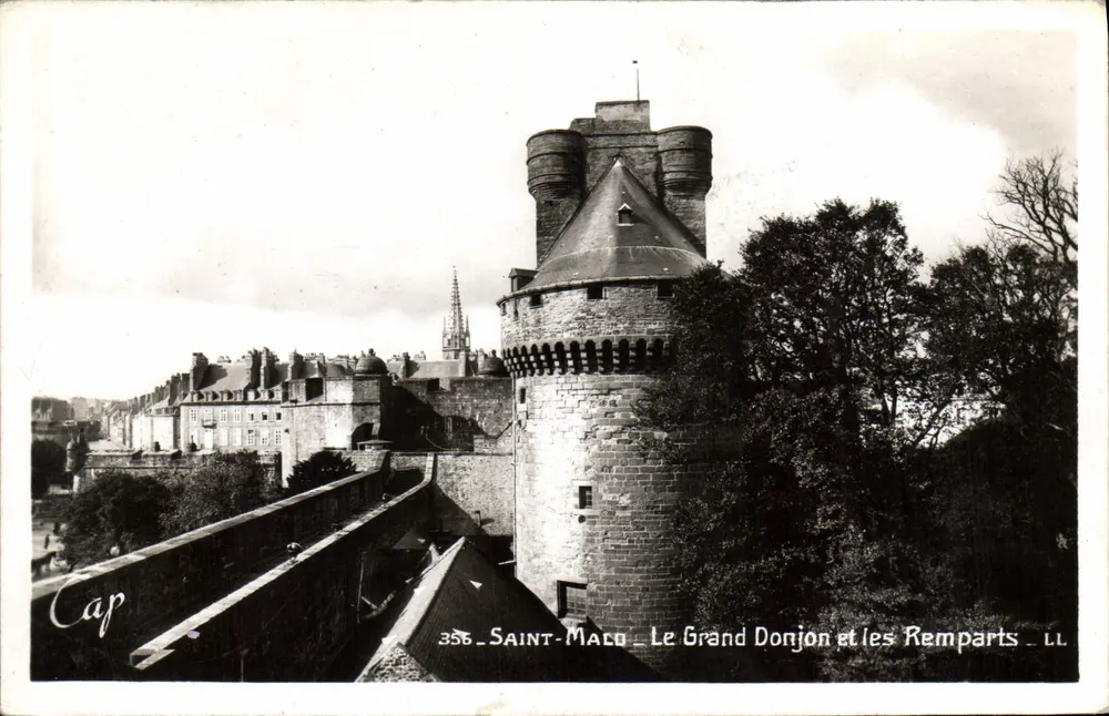 Saint-Malo — Der Große Bergfried und die Mauern — LL — 356 - Vorderseite