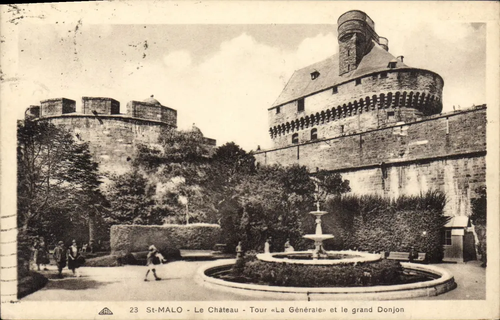 St-Malo - Schloss - Turm « La Générale » und der Große Bergfried - Vorderseite