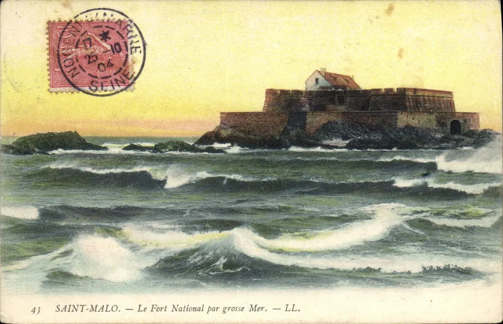 SAINT-MALO — Der Nationale Festung bei stürmischem Meer — LL. — N°43 - Vorderseite