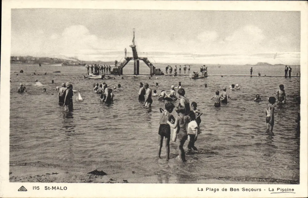St-Malo — La Plage de Bon Secours - La Piscine — Verlag: ARA, Nr. 195 - Vorderseite