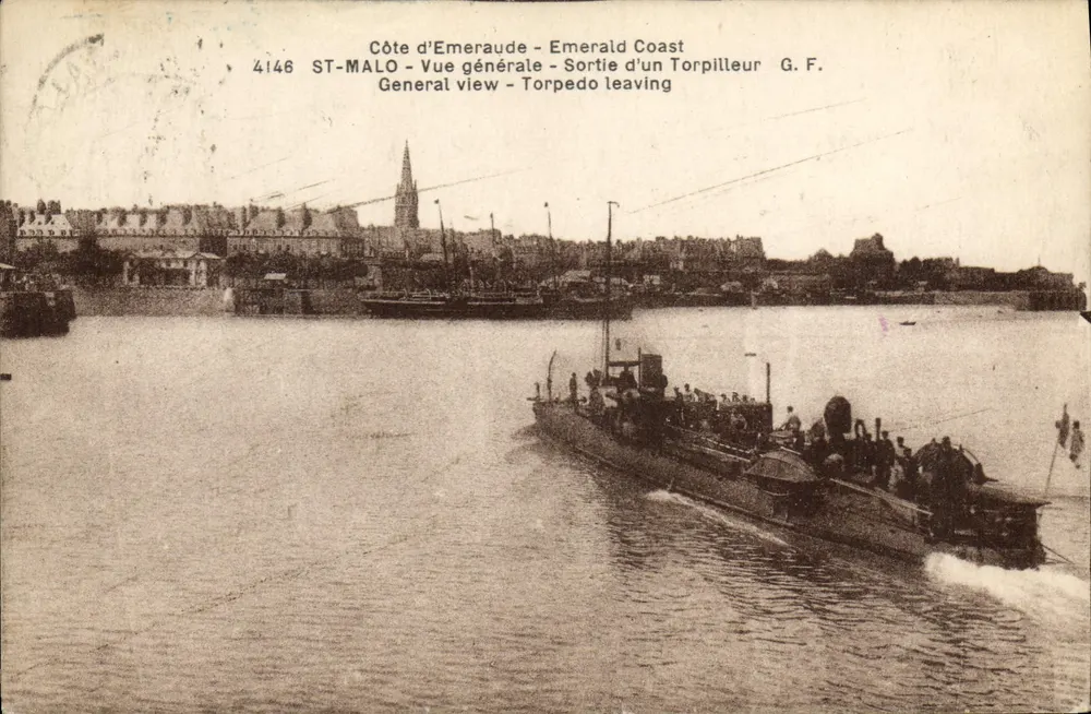St-Malo - Ausfahrt eines Torpedoboots — Verlag G.F. n°4146 - Vorderseite