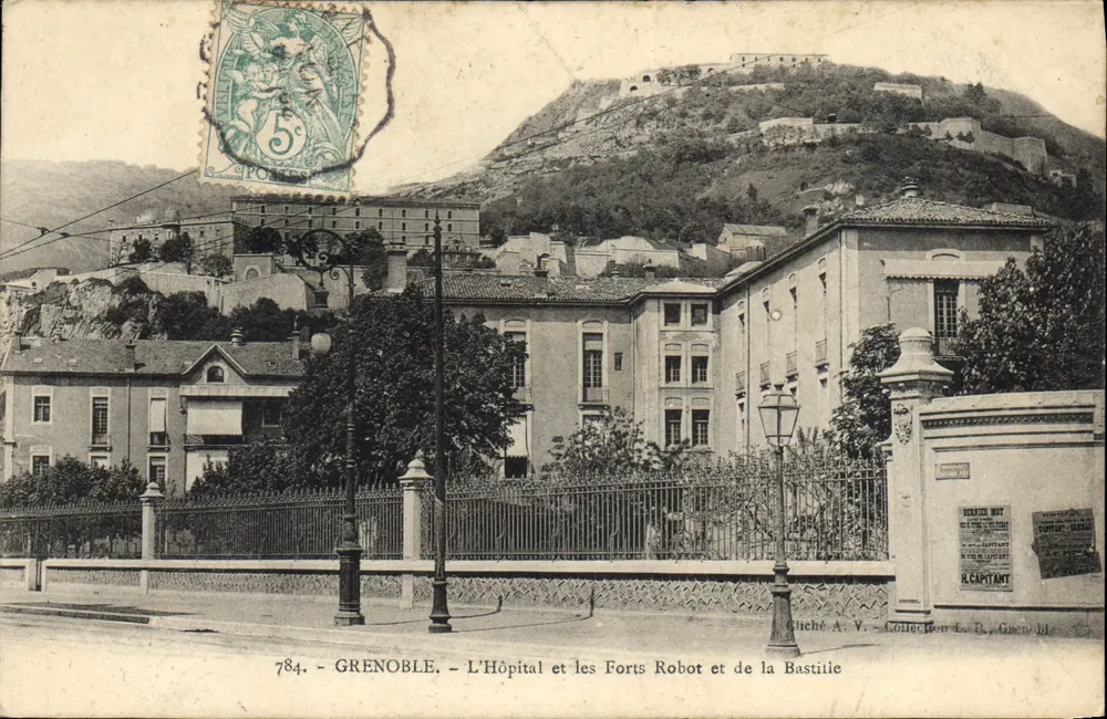 Grenoble — Das Krankenhaus und die Befestigungen Robot und de la Bastille — Cliché A.V., Ausgabe L. B. Grenoble - Vorderseite
