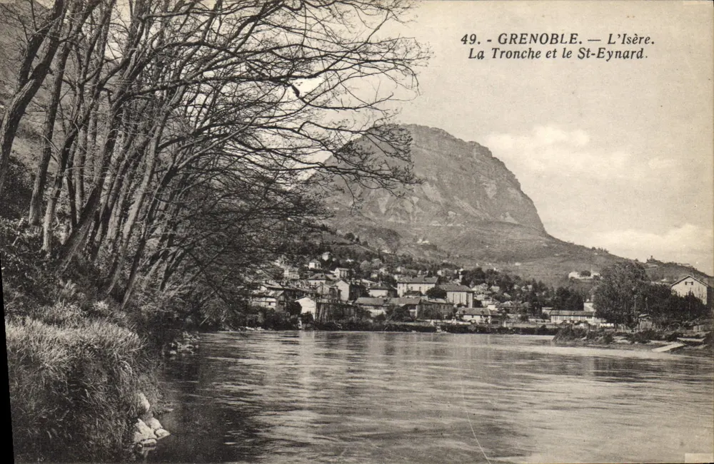 Grenoble — A Isère. A Tronche e o São Eynard. - Frente