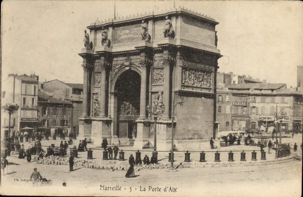 Marseille - A Porta de Aix — Ph. Totypre E. Lirone, n°3 - Frente