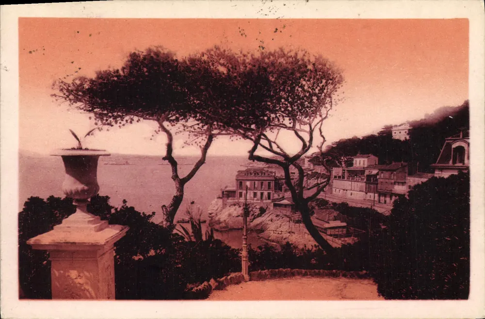 Visão da Corniche em Marselha — editor MARSEILLE - La Corniche - Frente