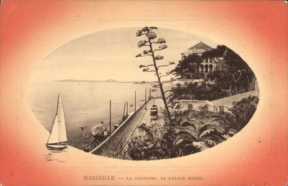 Marseille — A Corniche. O Palace Hotel. - Frente