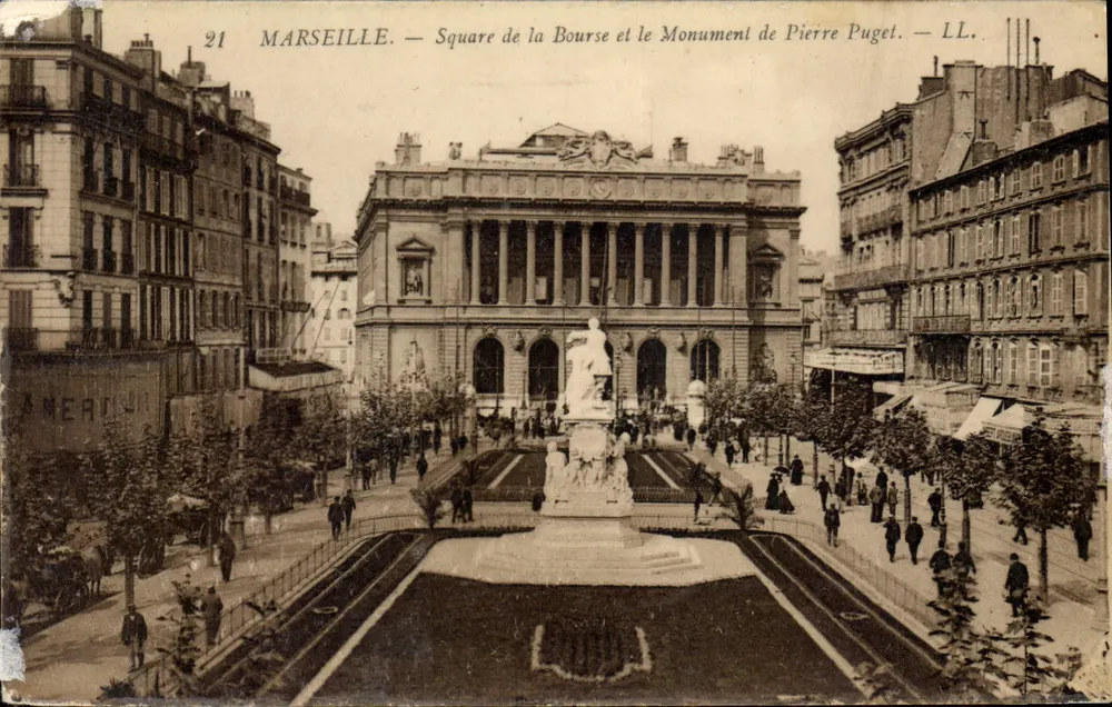 Marselha — Praça da Bolsa e o Monumento a Pierre Puget — LL. n°21 - Frente