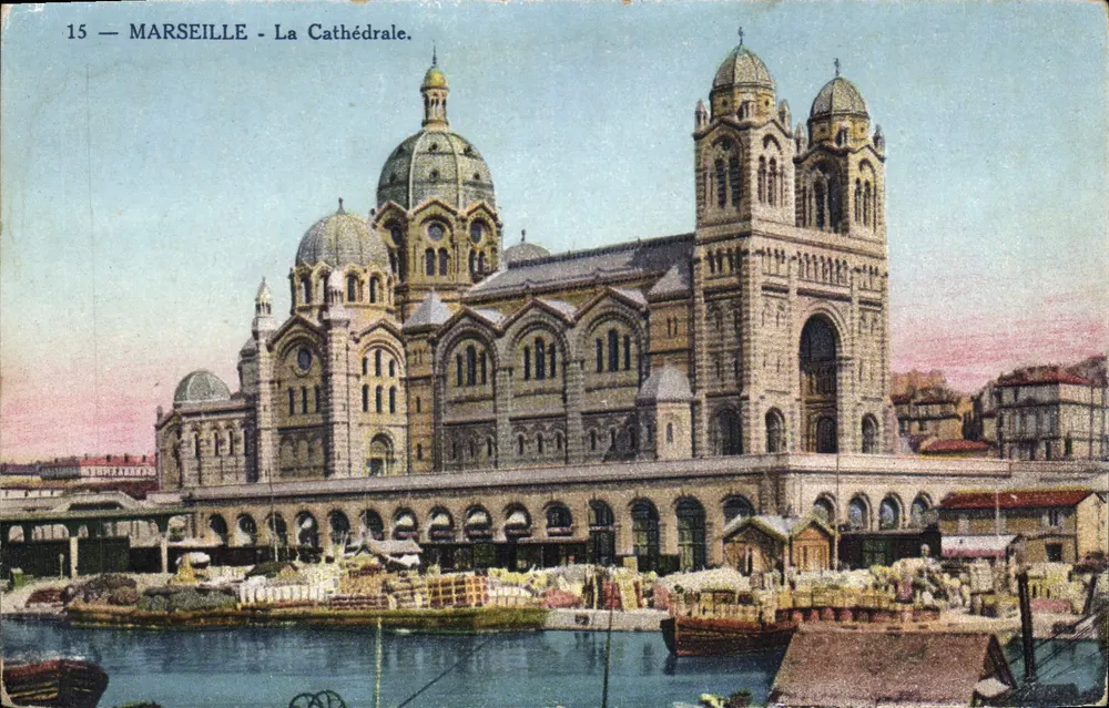 MARSEILLE - A Catedral — vista do porto — editor Misocromie Poujoulat, n°15 - Frente