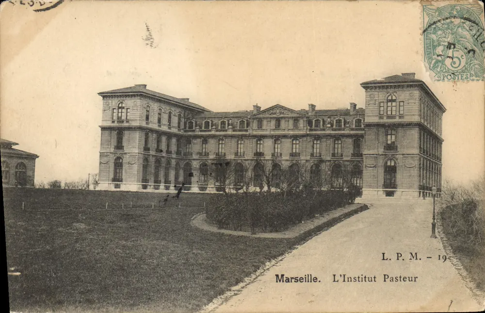 Marselha. O Instituto Pasteur — L.P.M. - 19 - Frente
