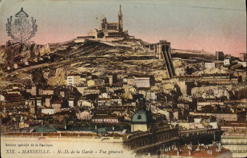 N.-D. de la Garde - Vista geral — Edição especial da Basílica, XIX. - MARSEILLE - Frente