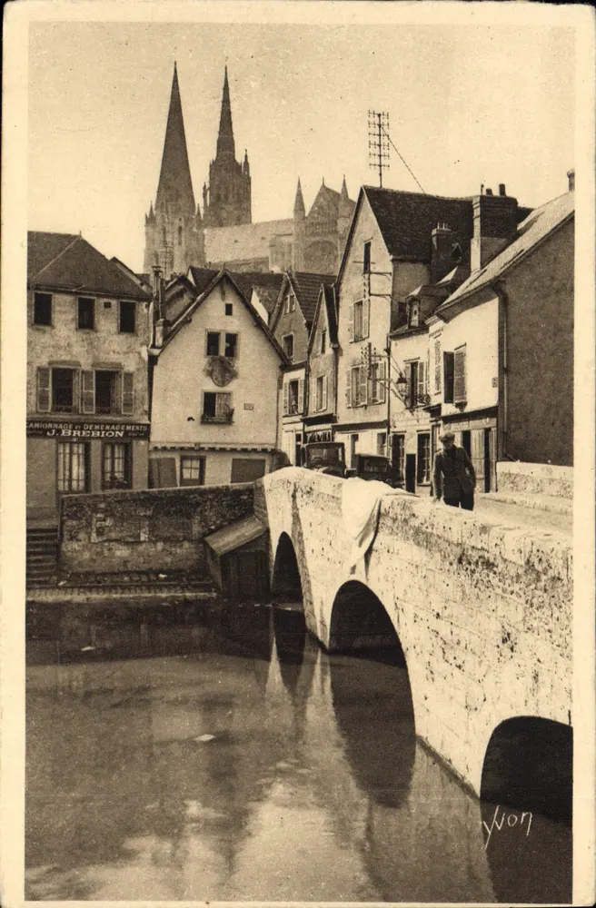 Chartres (Eure-et-Loir) — Alte Brücke und alte Häuser — Verlag YVON - Vorderseite