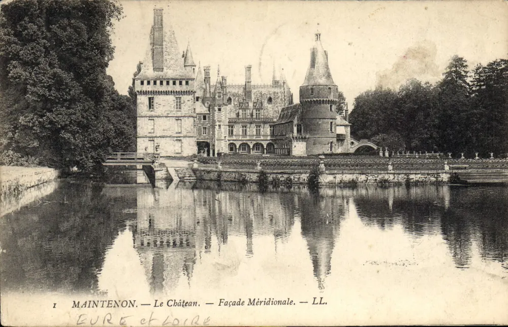 Maintenon — O Castelo — Facha Meridional — LL. - Frente