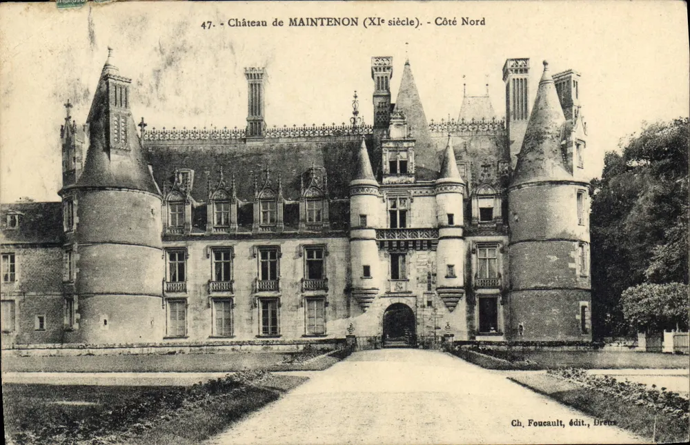 Castelo de Maintenon — Lado Norte — Ch. Foucault, editor, Dreux - Frente