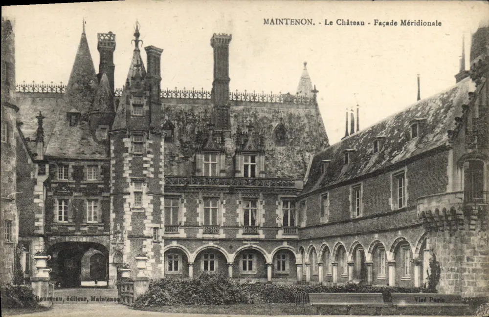 Maintenon - O Castelo - Fachada Meridional — Editor: Anne Houzeau, Maintenon - Frente