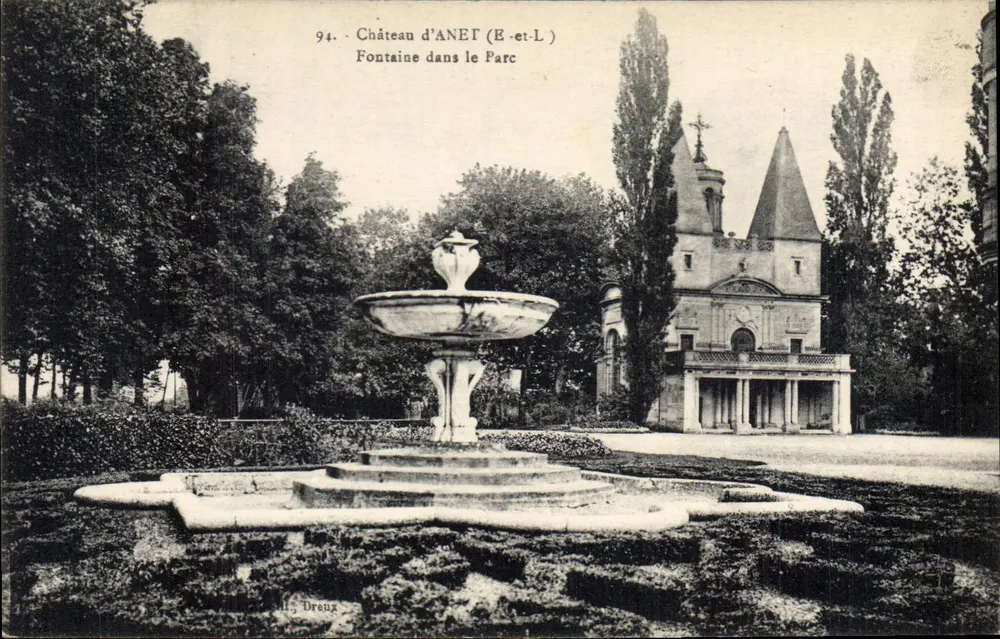 Castelo d'Anet (E-et-L) — Fonte no Parque — H. Dreuz, n°94 - Frente