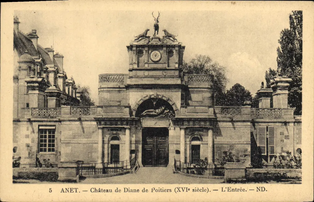 Anet — Schloss Diane de Poitiers (16. Jahrhundert) — Der Eingang — ND. - Vorderseite