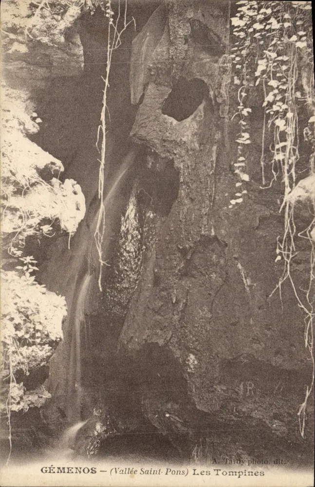 GÉMENOS — Vale Saint-Pons — Les Tompines — A. Taidy foto dit. - Frente