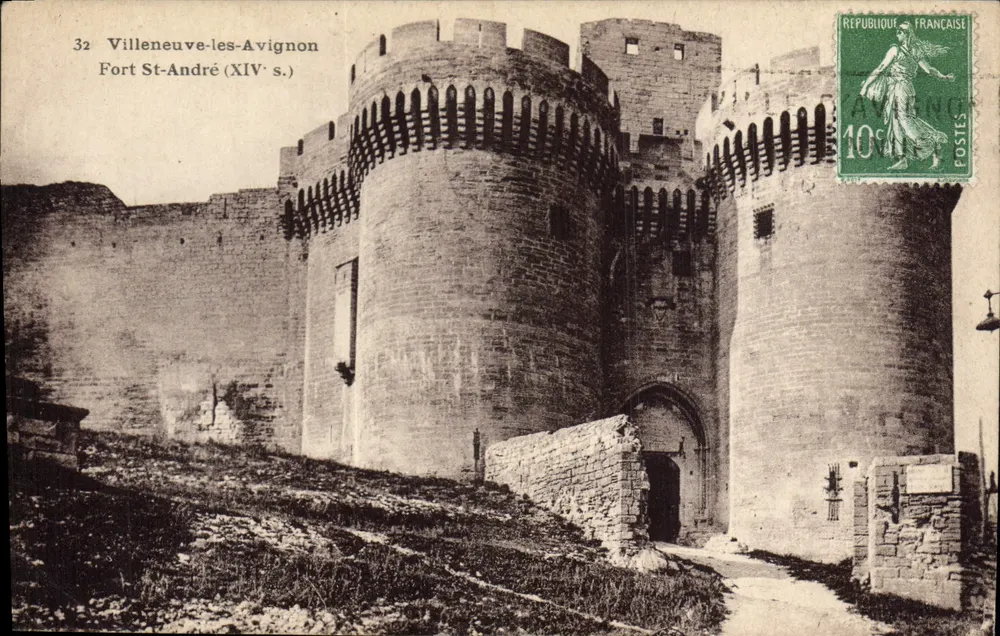 Villeneuve-lès-Avignon — Fort Saint-André (14. Jahrhundert) — Künstleredition & IDEALE, Nr. 32 - Vorderseite