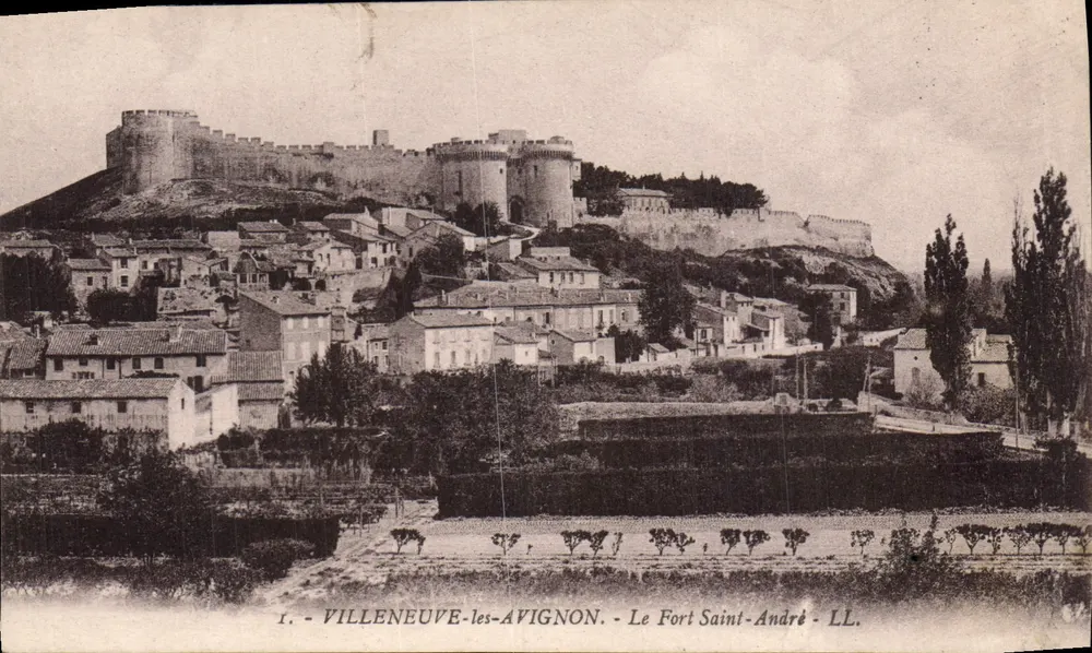 Villeneuve-lès-Avignon — Der Fort Saint-André — LL. - Vorderseite