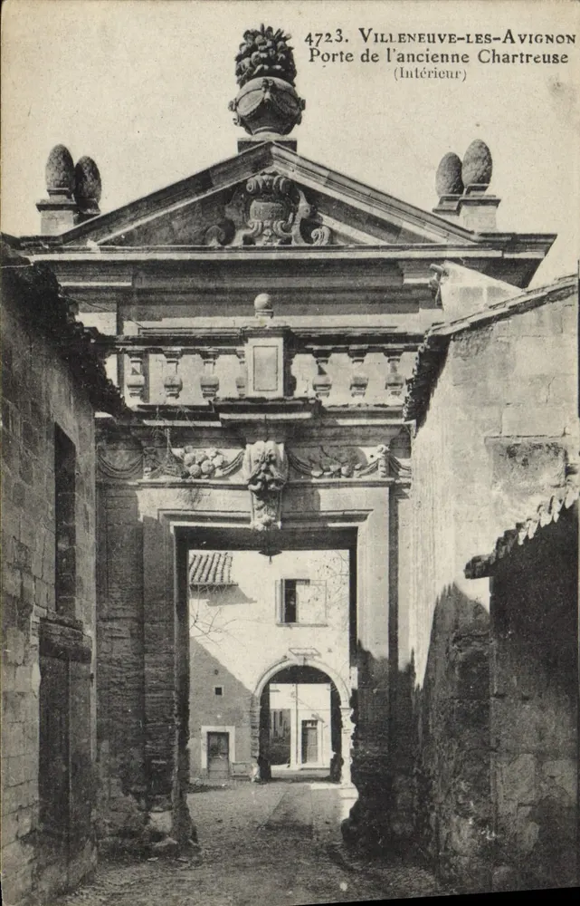Villeneuve-lès-Avignon — Porte de l'ancienne Chartreuse (intérieur) — éditeur Allardet, n° 4723 - Recto