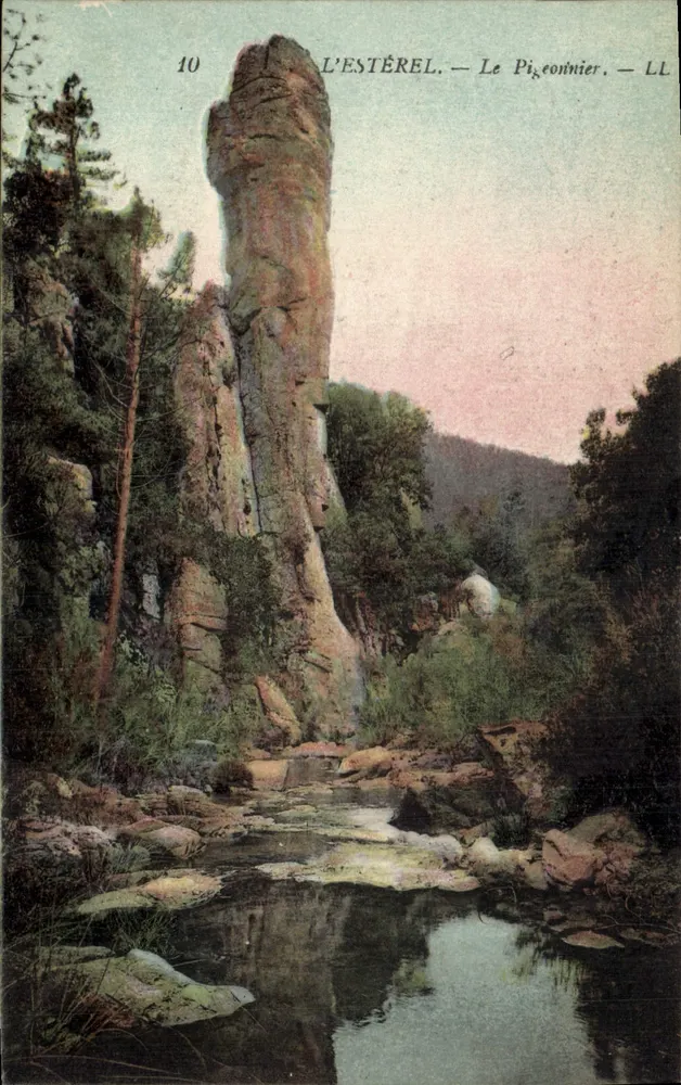 L'ESTÉREL — O Pombal — LL - Frente