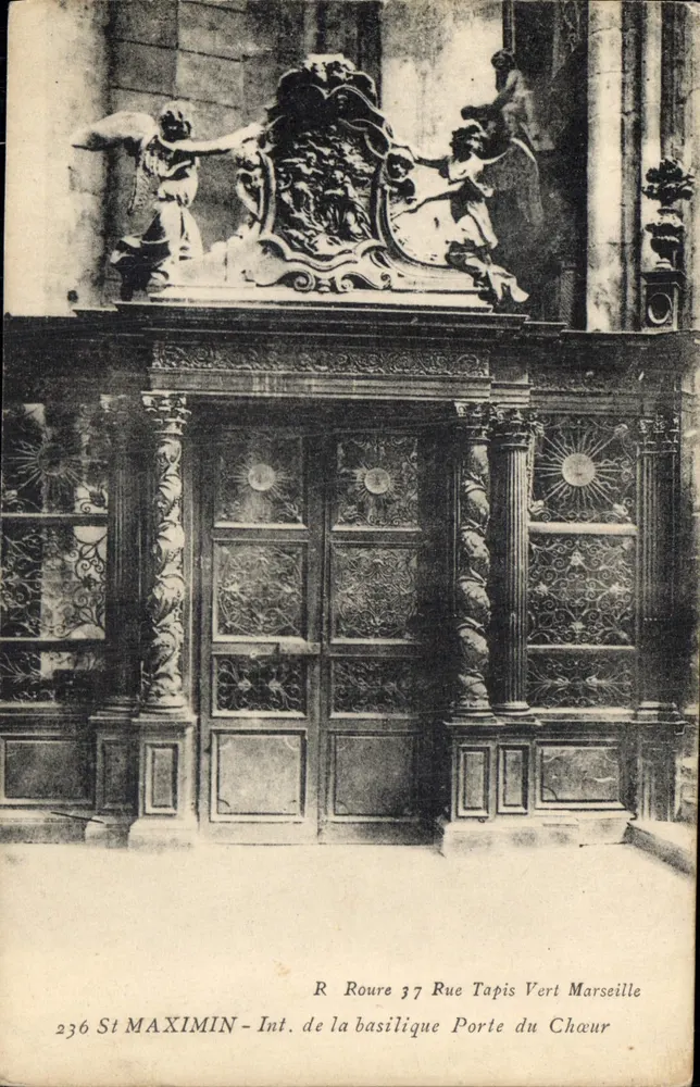 Interior da basílica de São Maximino — Porta do Coro — Marselha - Frente