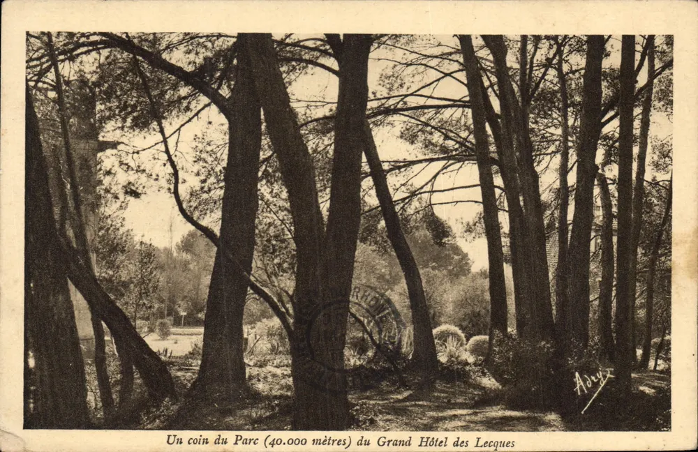 Ein Eckbereich des Parks (40.000 Meter) des Grand Hôtel des Lecques — A. Breyx - Vorderseite