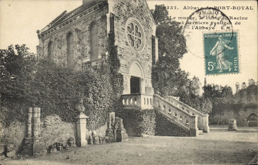 Abadia de Port-Royal — O museu, o busto de Racine e os últimos vestígios da Abadia — E. Malcuit, fotografia-editora, Paris, n° 2332 - Frente