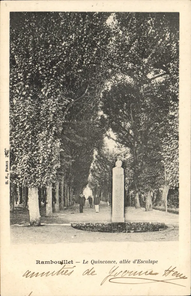Rambouillet — O Quinconce, avenida de Esculape — B. F., Paris - Frente