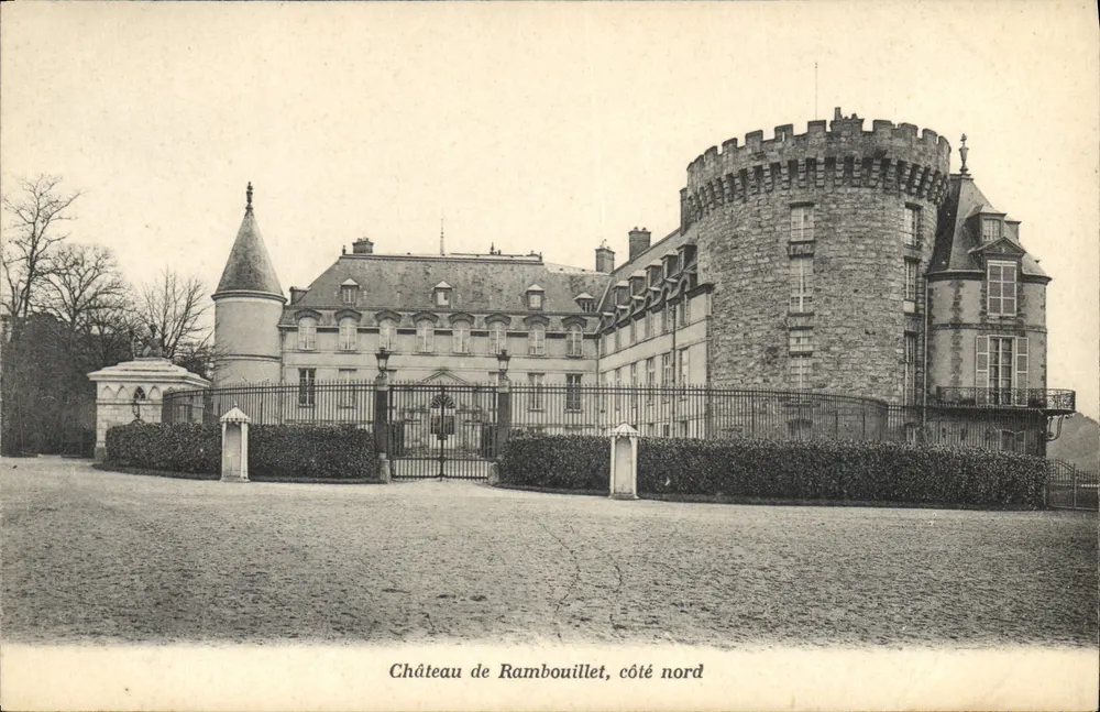 Castillo de Rambouillet, lado norte — A. Bourdier, editor e impresor Versalles - Anverso