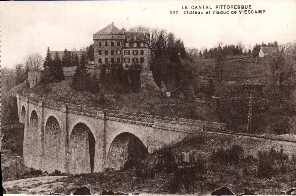 Castelo e Viaduto de Viescamp — O Cantal Pitoresco — Edições Malronx-Aurillac - Frente