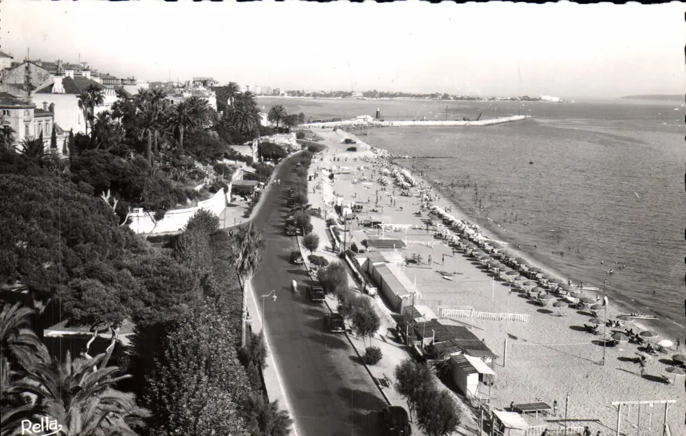 Cannes — A Praia do Meio — Edição Francesa - Frente