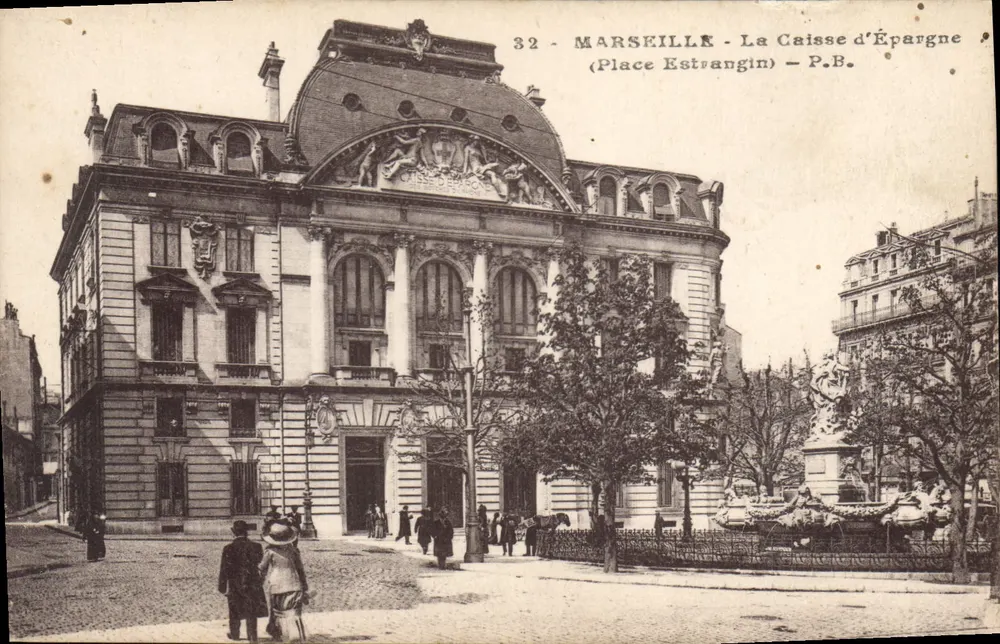 Marseille - La Caisse d'Épargne (Place Estrangin) — P.B. — n°32 - Recto