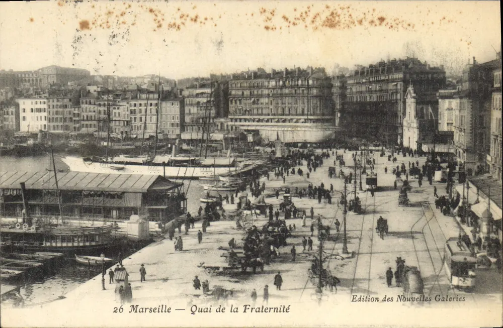 Marselha — Quai de la Fraternité — Edição das Nouvelles Galeries n°26 - Frente