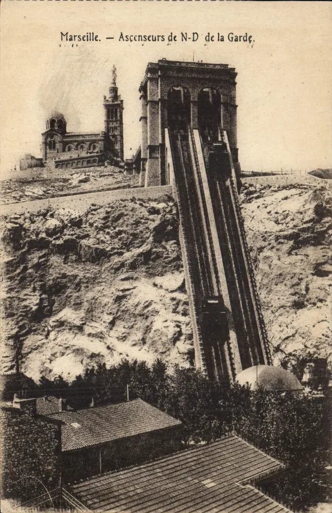 Marseille — Lifts van N-D de la Garde - Voorkant