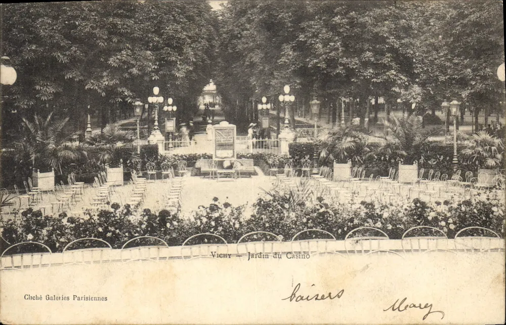 Vichy — Jardim do Casino — Cheché Galeries Parisiennes - Frente