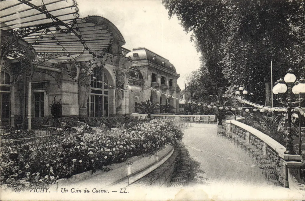 Vichy — Um Canto do Casino — LL. n°76 - Frente