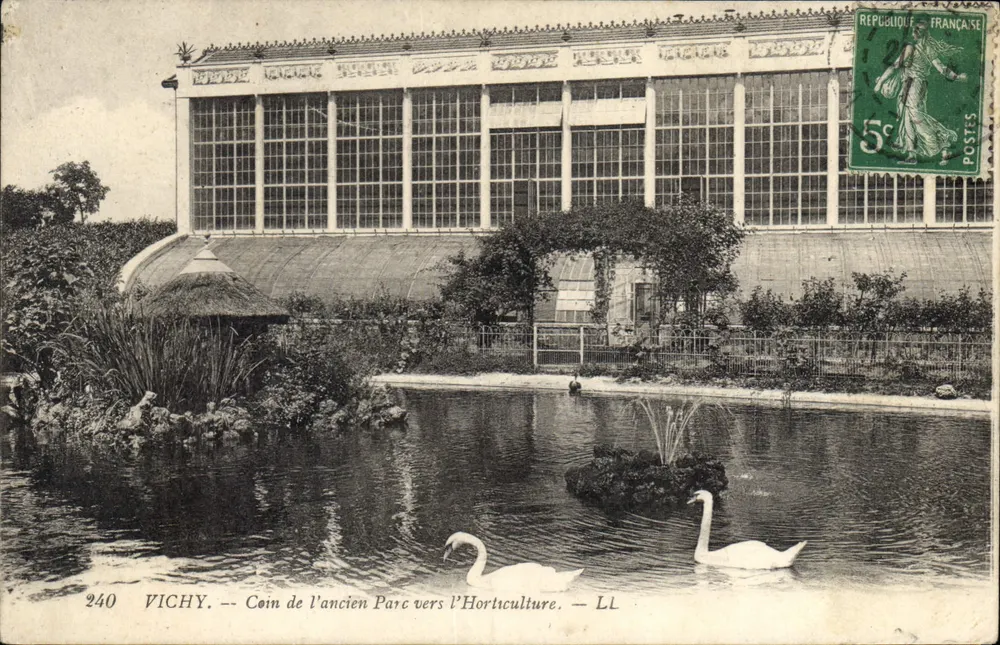 Vichy — Ecke des alten Parks in Richtung der Gartentherapie — LL, n°240 - Vorderseite