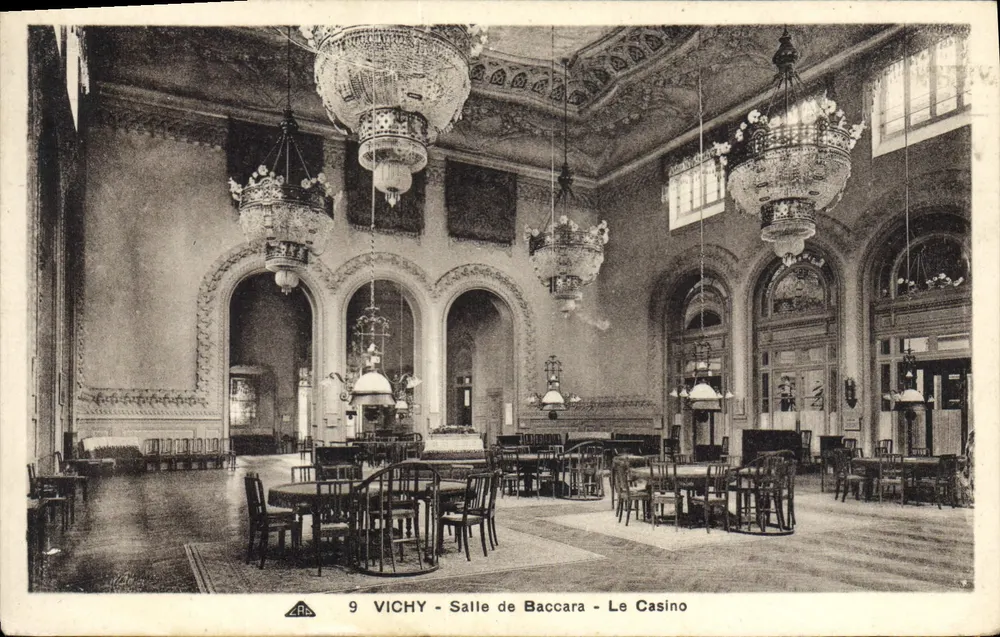 Vichy - Baccarat-Saal - Das Casino - Vorderseite
