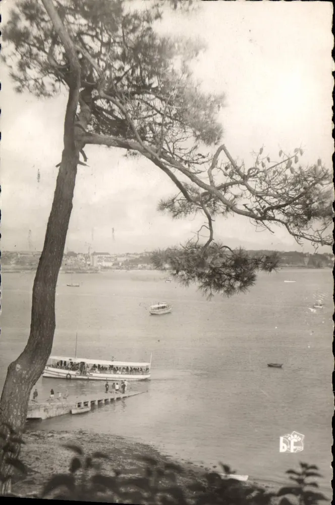 Embarcadouro das Vedettes — Dinard (Ille-et-Vilaine) — Editor B.E. (Bureau d'Édition) - Frente