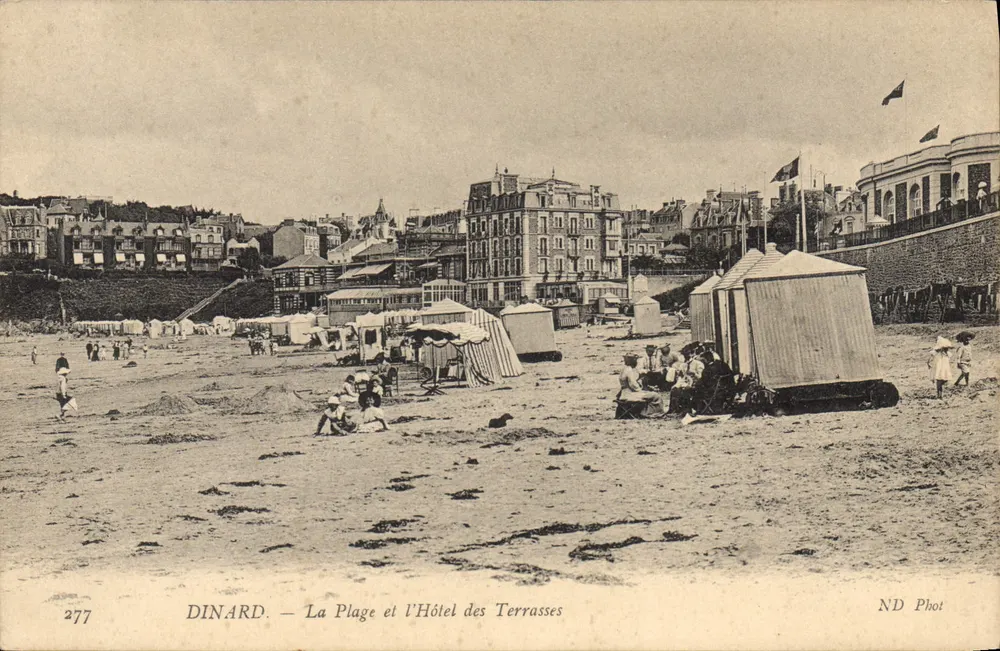 Dinard — Die Strandpromenade und das Hotel des Terrasses — ND Phot, n° 277 - Vorderseite