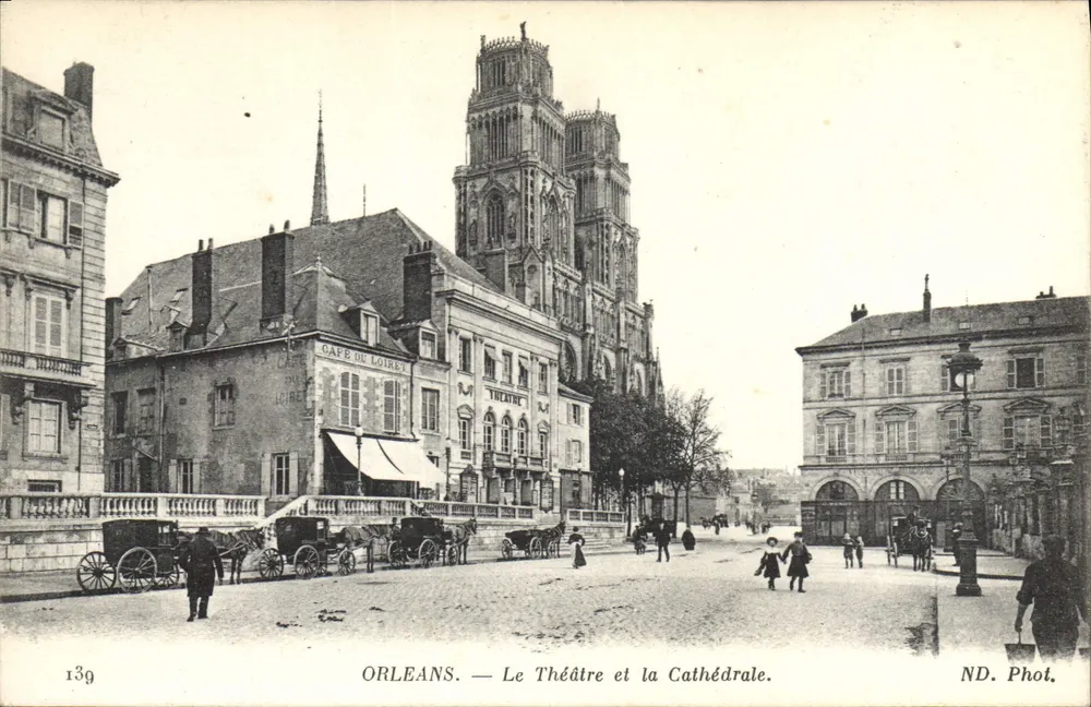 Orléans — Das Theater und die Kathedrale — ND. Phot. - Vorderseite