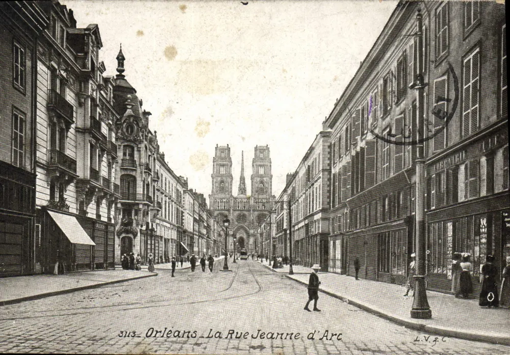 Orléans — A Rue Jeanne d'Arc — editor L.V.P.C. n° 3113 - Frente