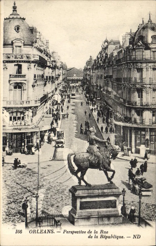 Orléans — Perspectiva da Rue de la République — ND - Frente